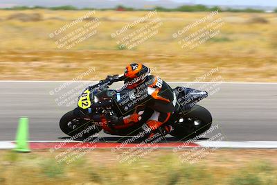 media/Apr-30-2023-CRA (Sun) [[020fcf5d43]]/Race 3-1000 Amateur Supersport/